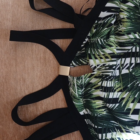 Thalia sodi top size L nwt - Picture 2 of 2